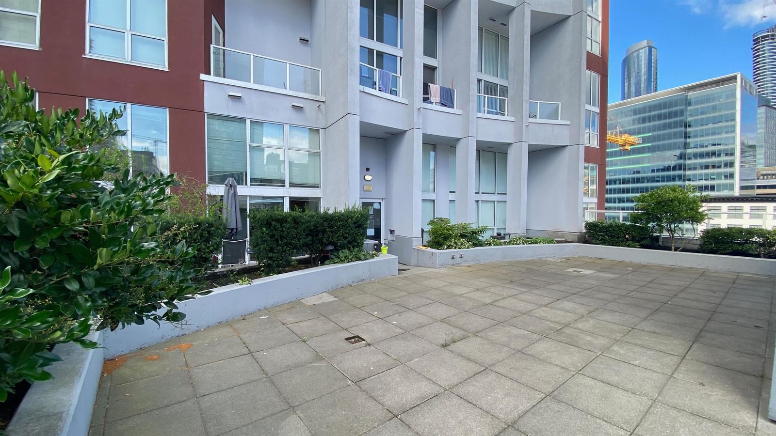 Listing Image 18