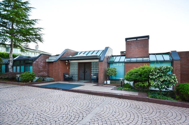 1425 Acadia Road