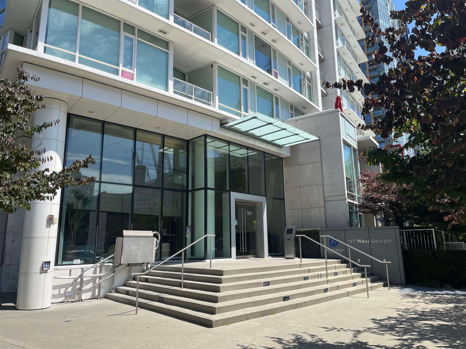 Listing Image 16