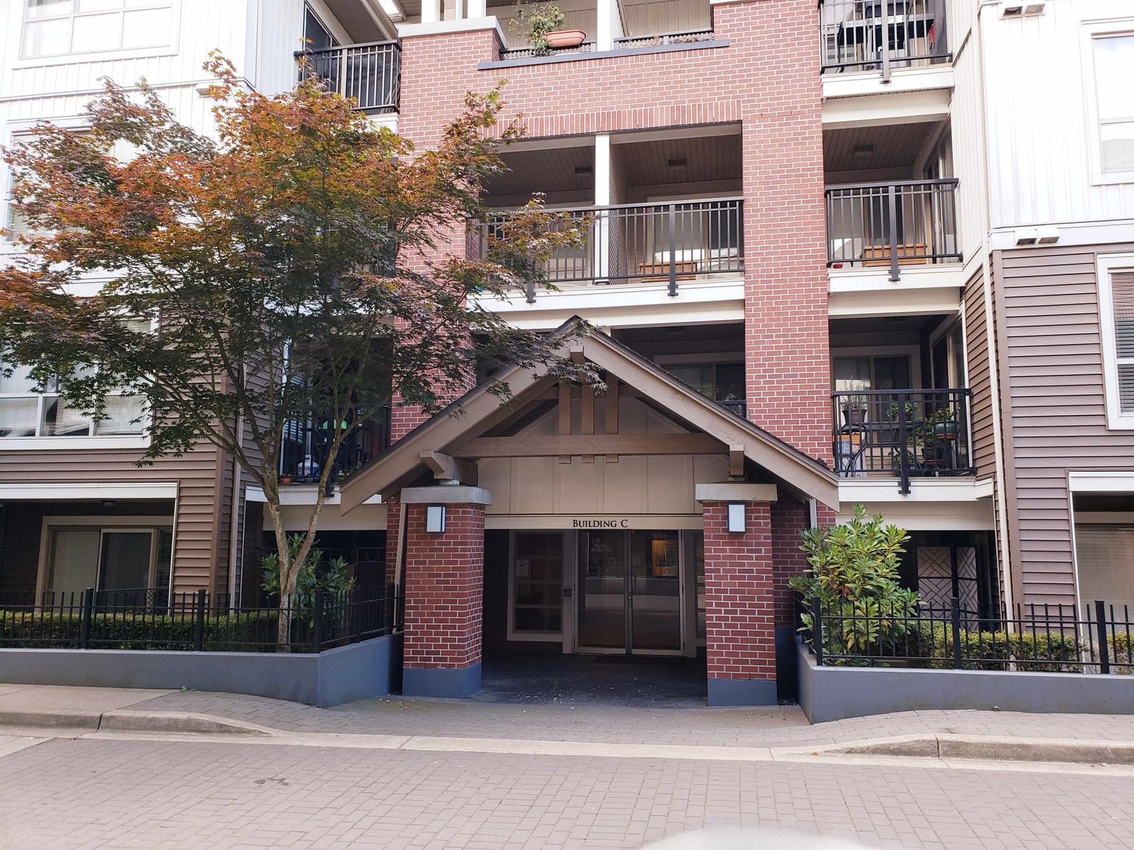Listing Image 1