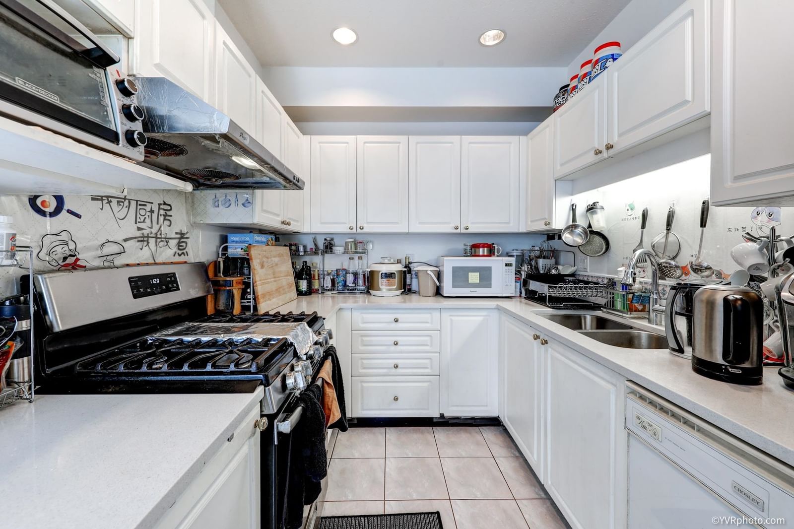 Listing Image 12