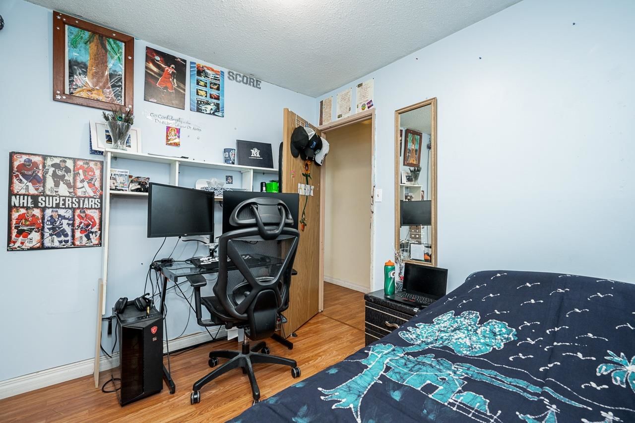 Listing Image 18