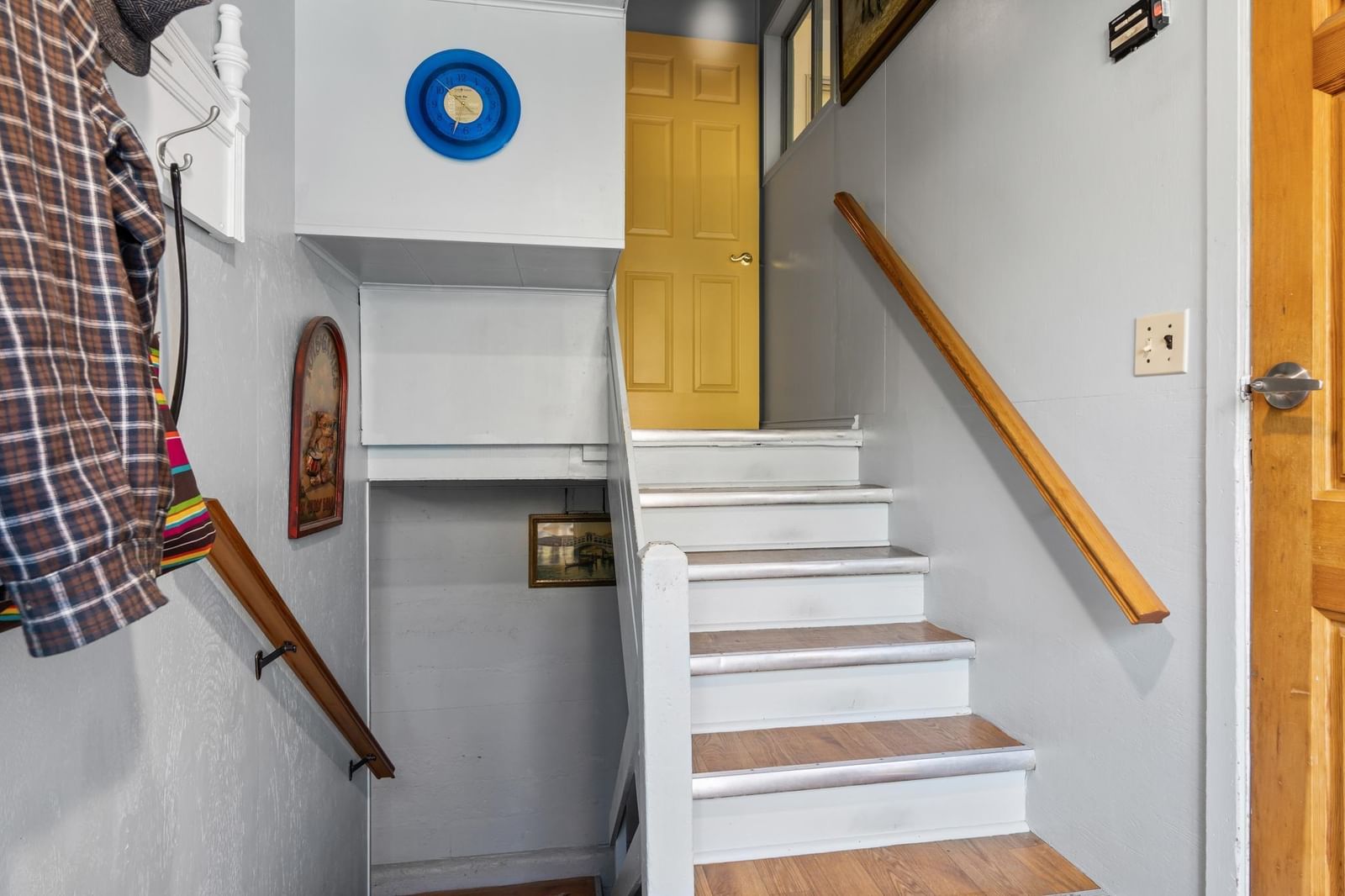 Listing Image 23