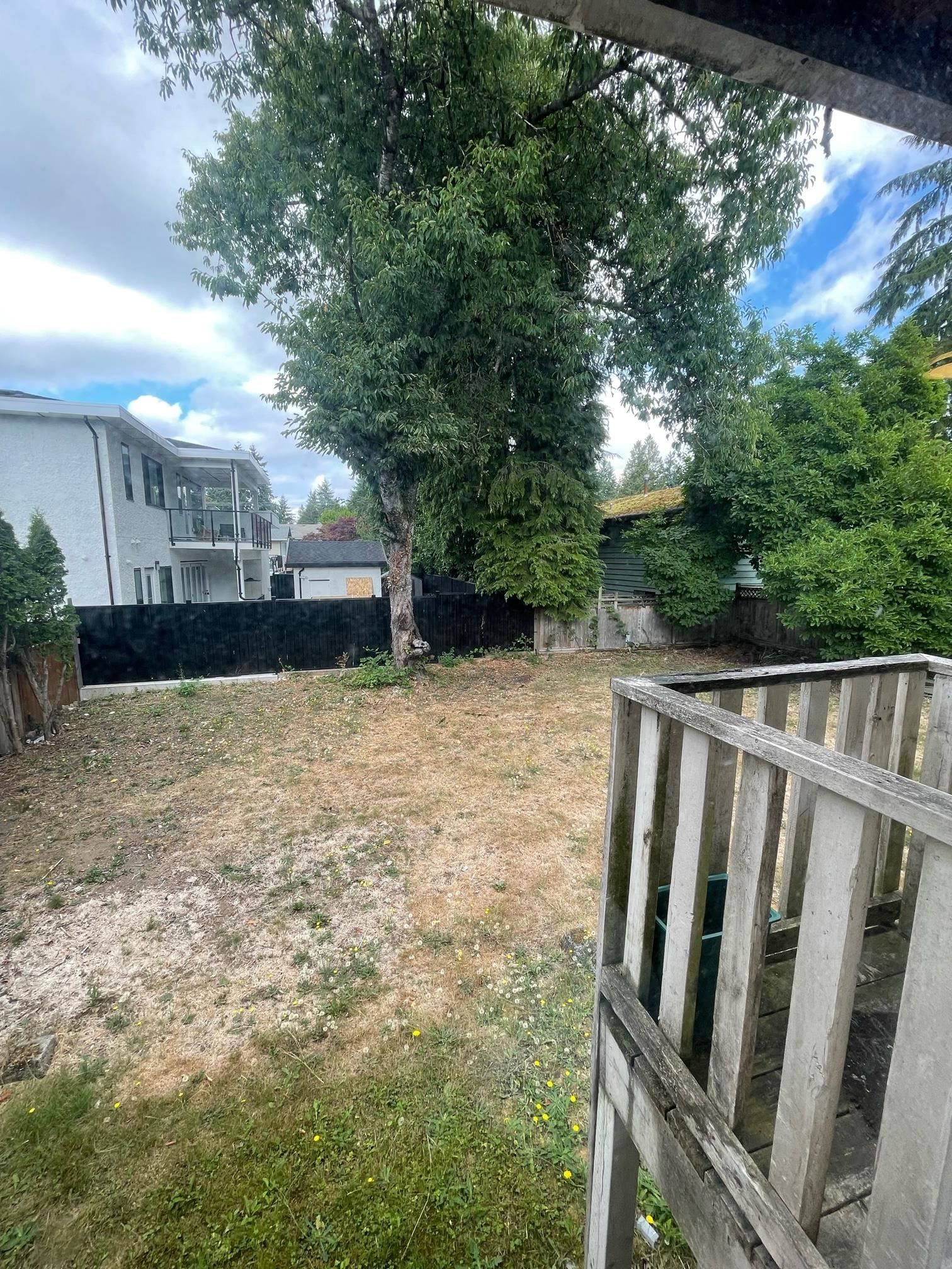 Listing Image 16