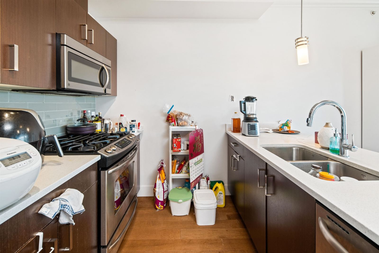 Listing Image 16