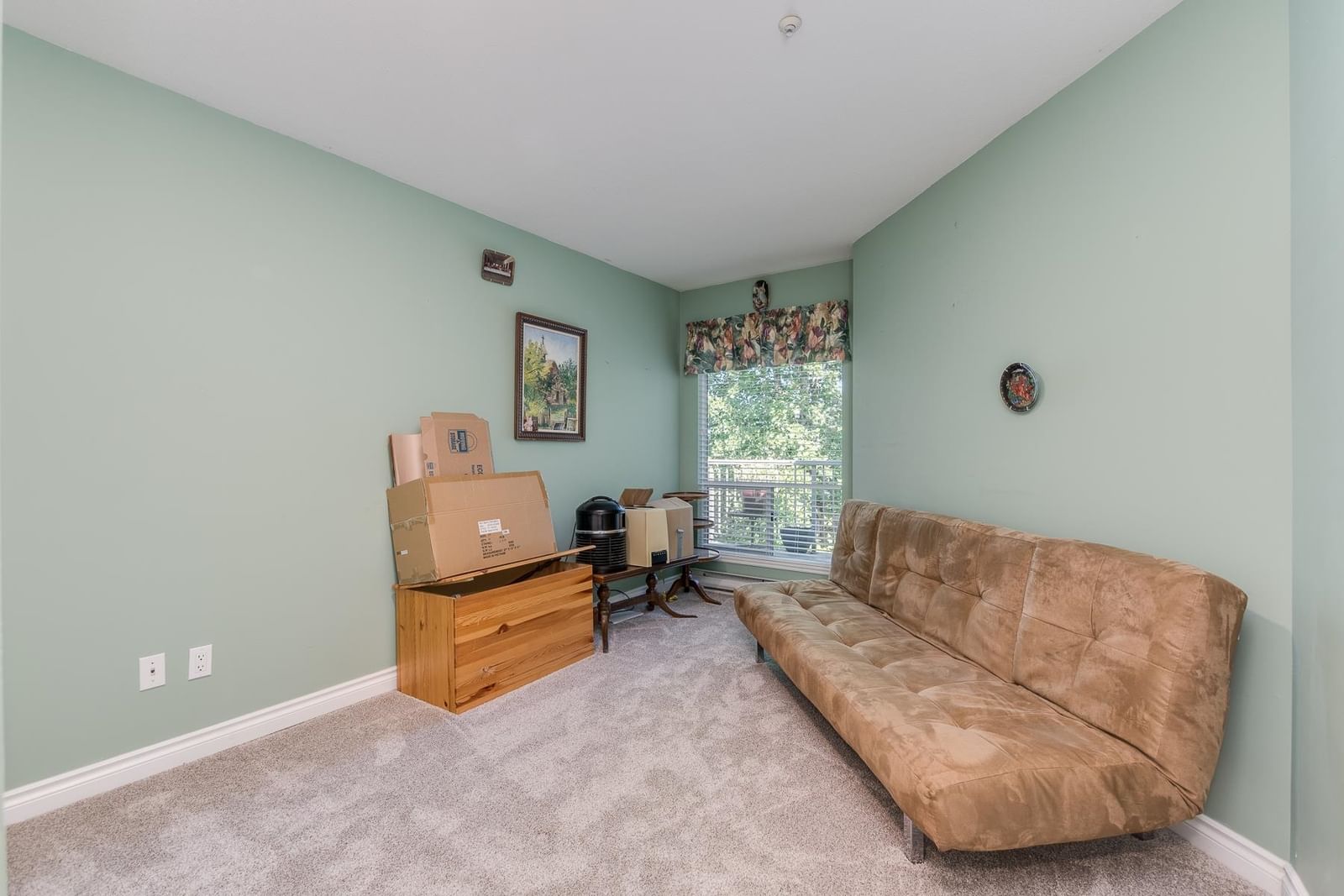 Listing Image 17
