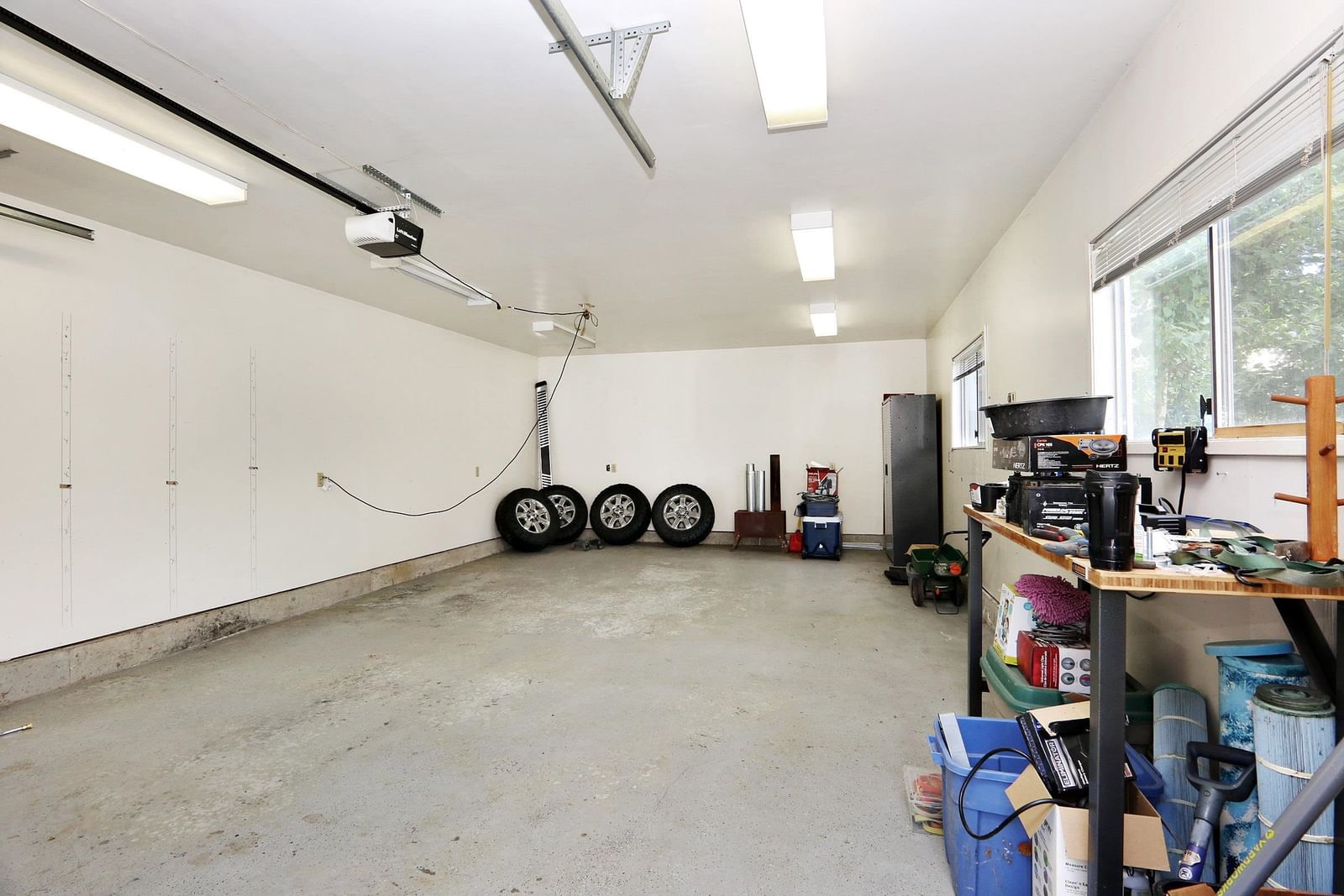 Listing Image 30