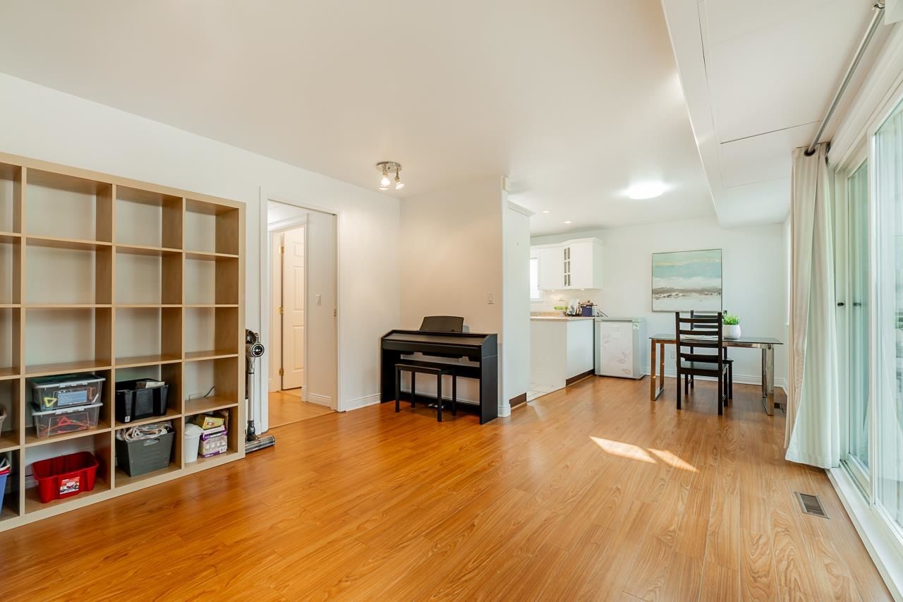 Listing Image 20