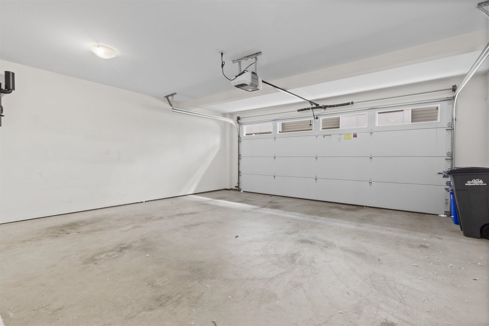 Listing Image 29