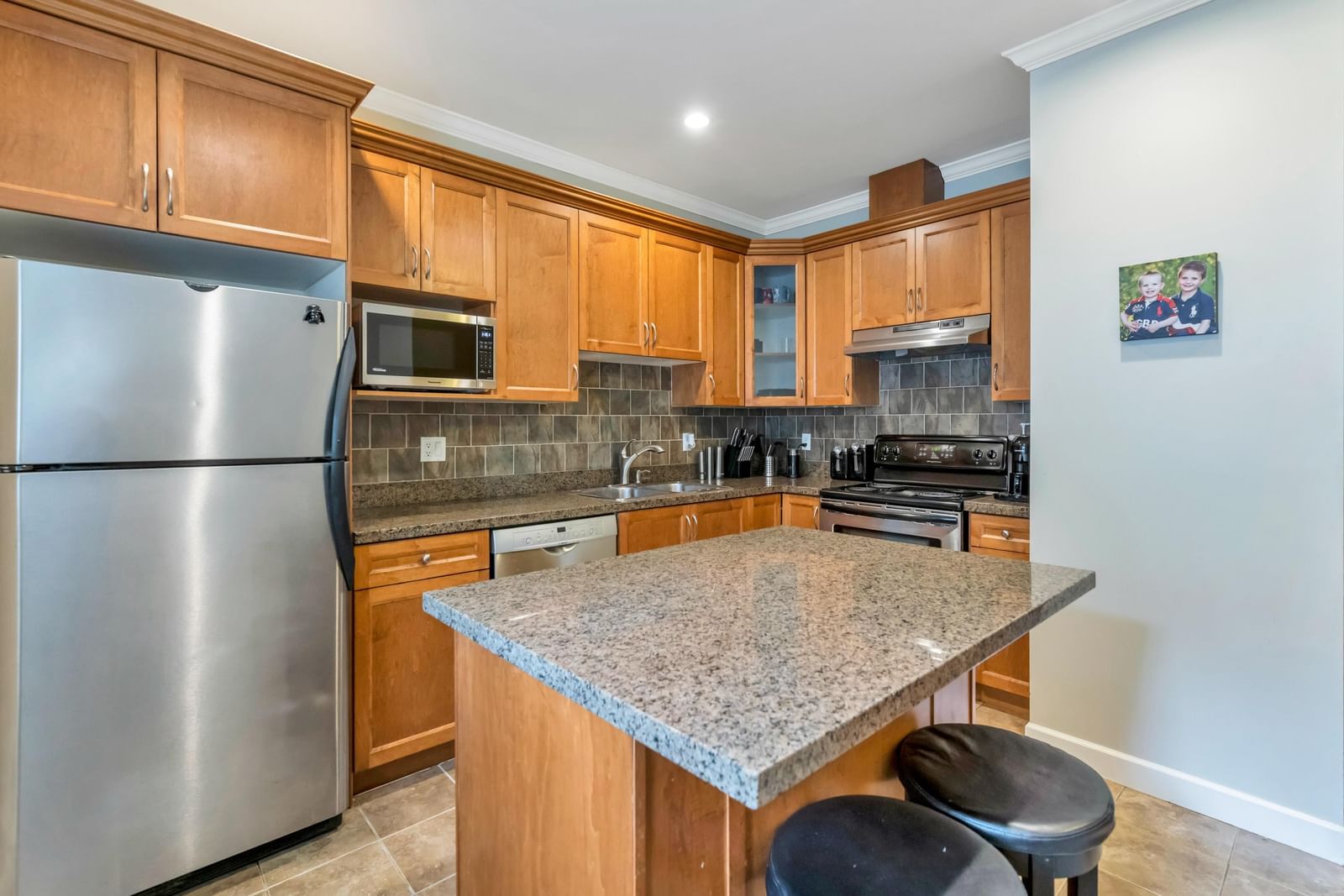Listing Image 9