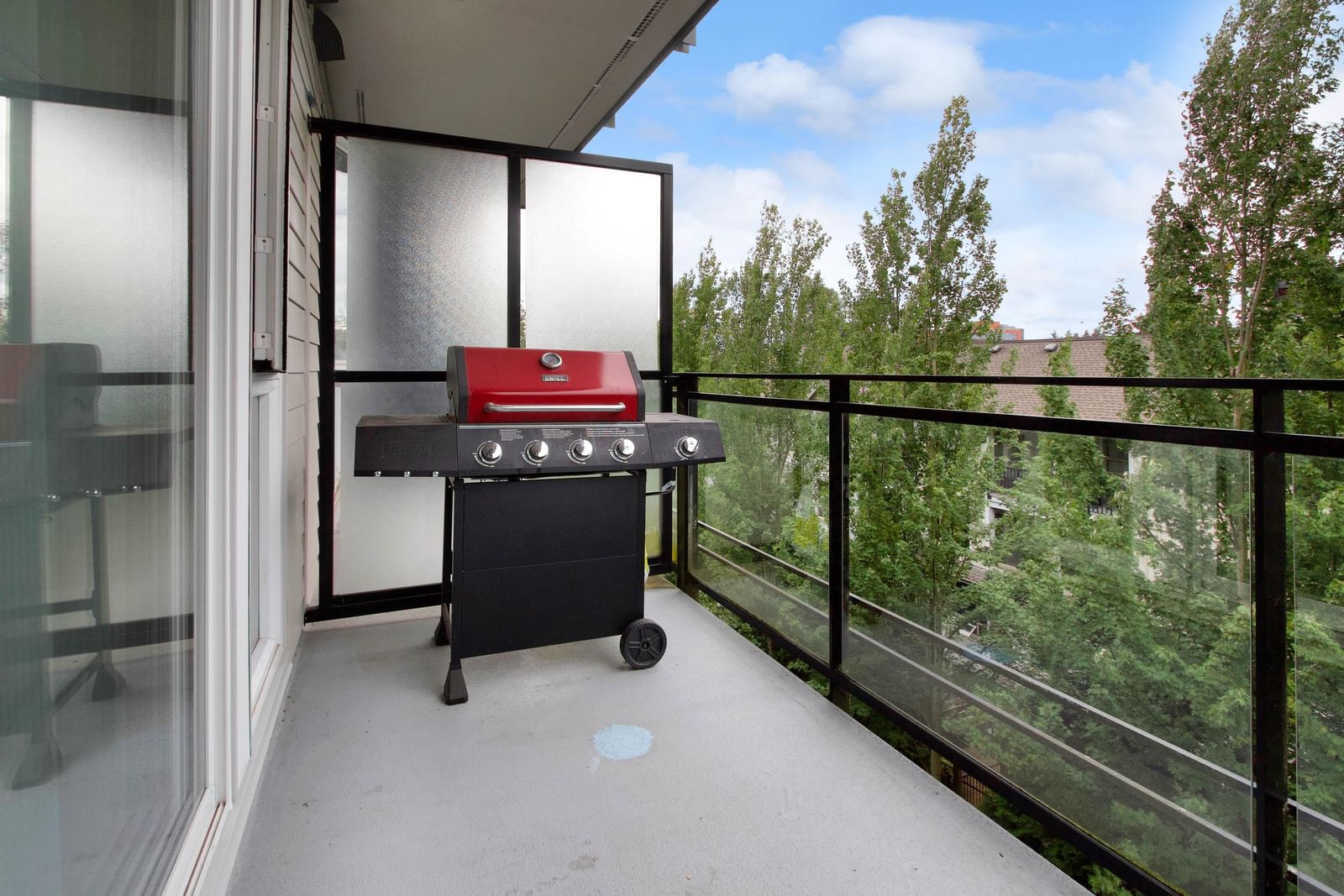 Listing Image 19
