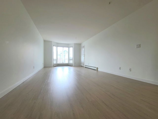 205 - 9260 No. 2 Road