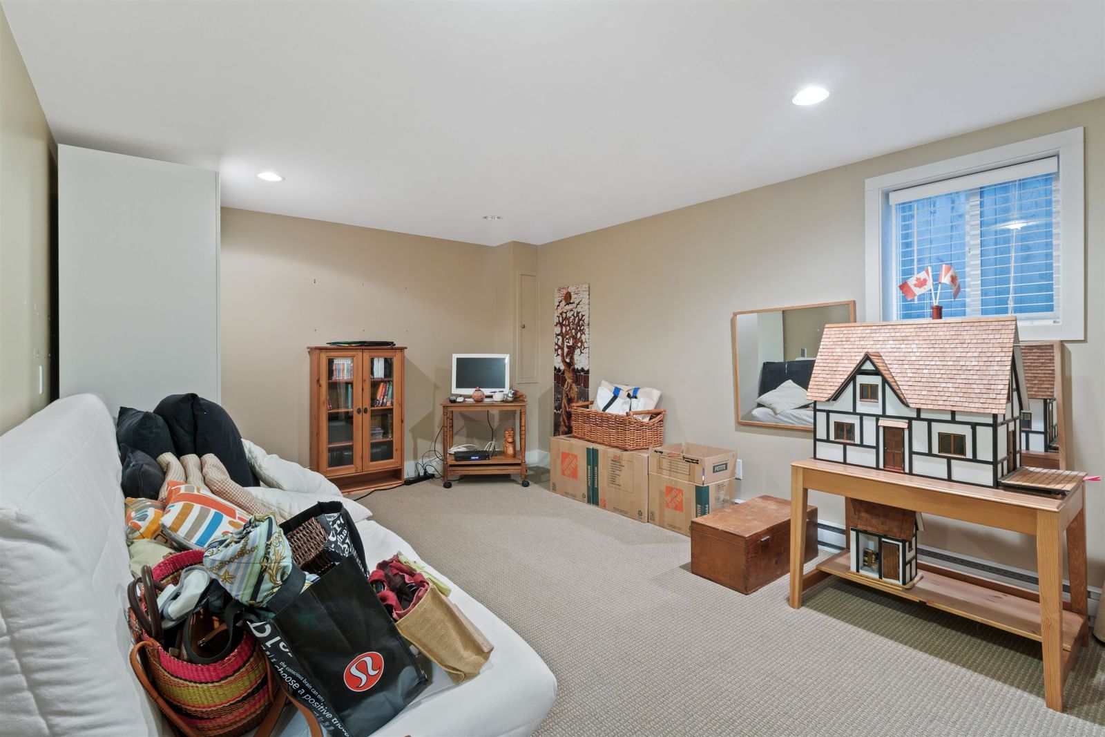 Listing Image 13