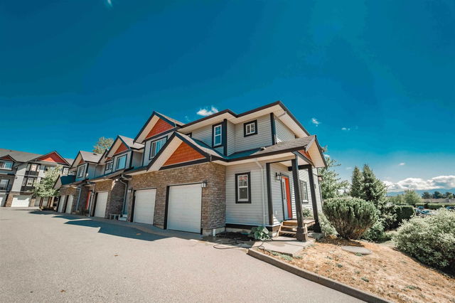27 - 31235 Upper Maclure Road