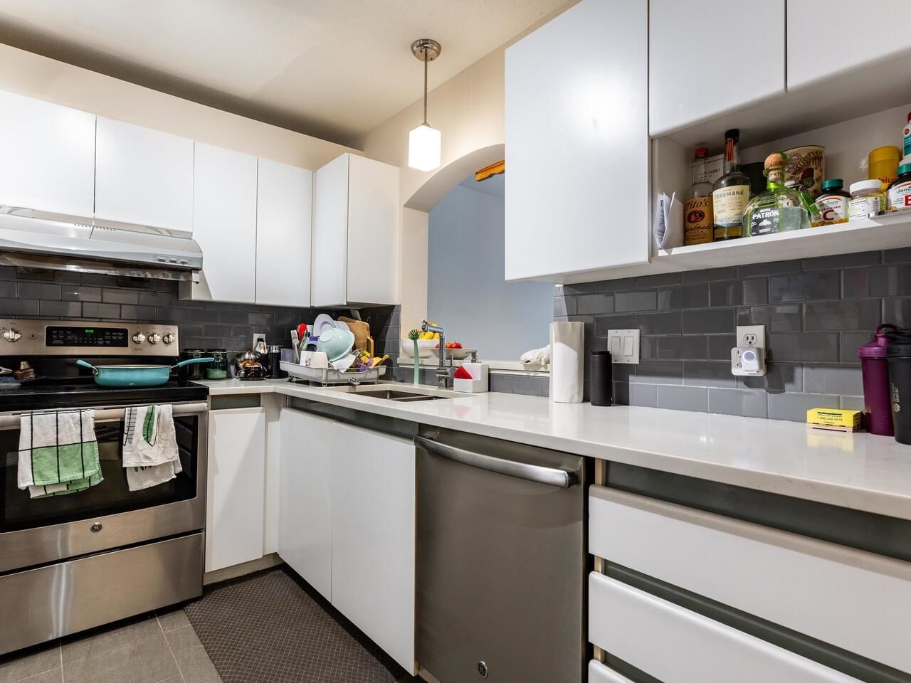 Listing Image 13