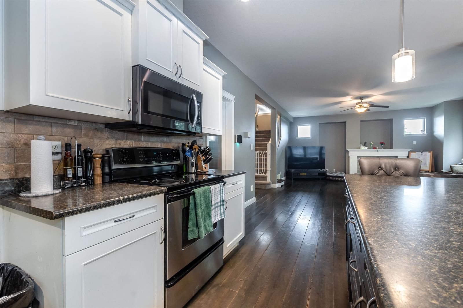 Listing Image 15