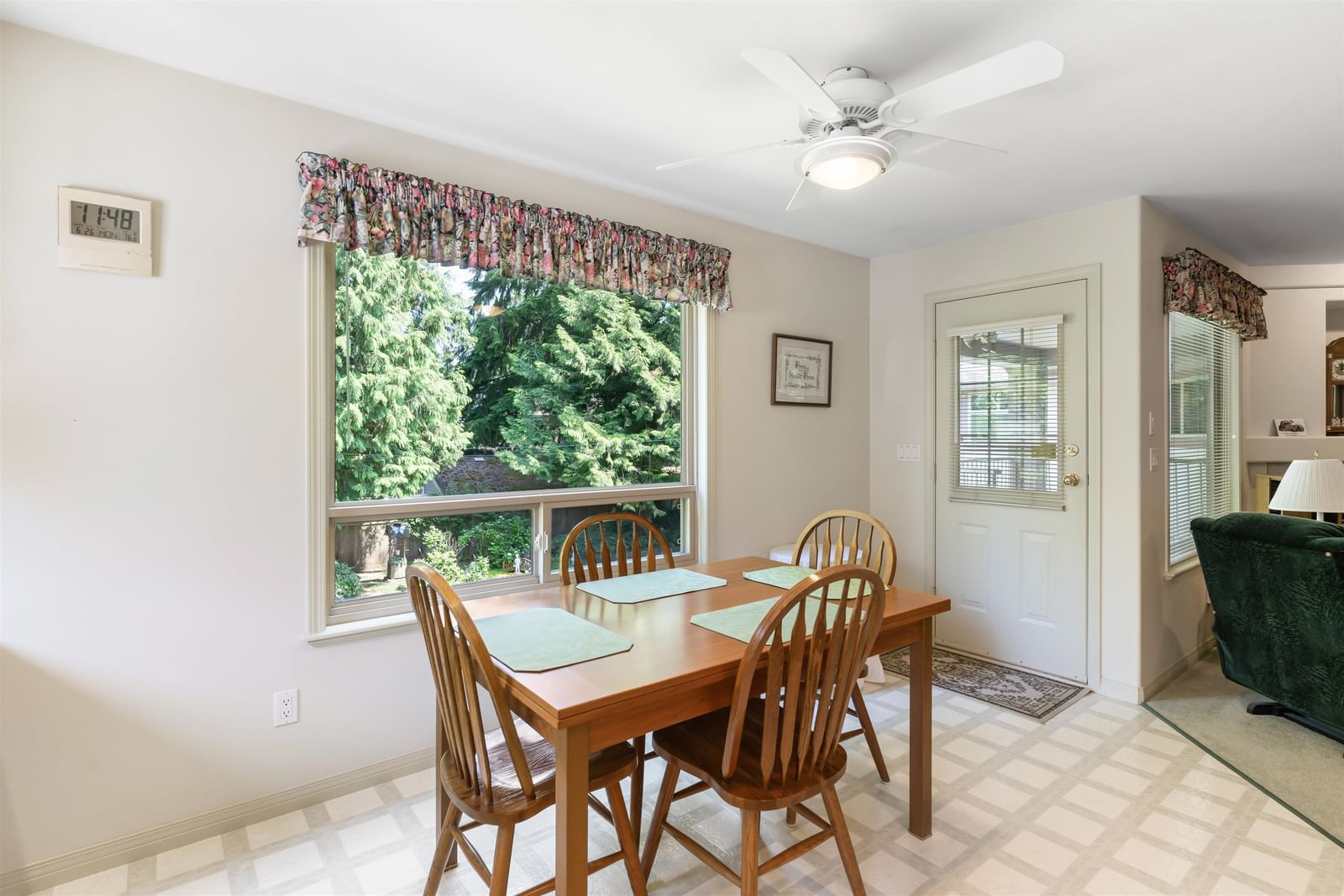 Listing Image 13