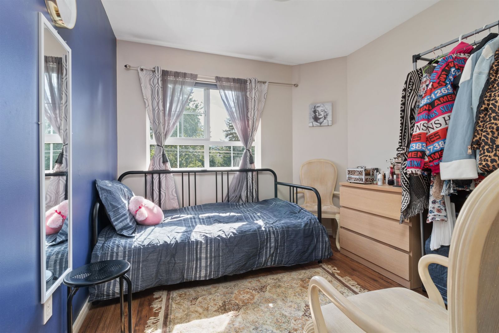 Listing Image 14