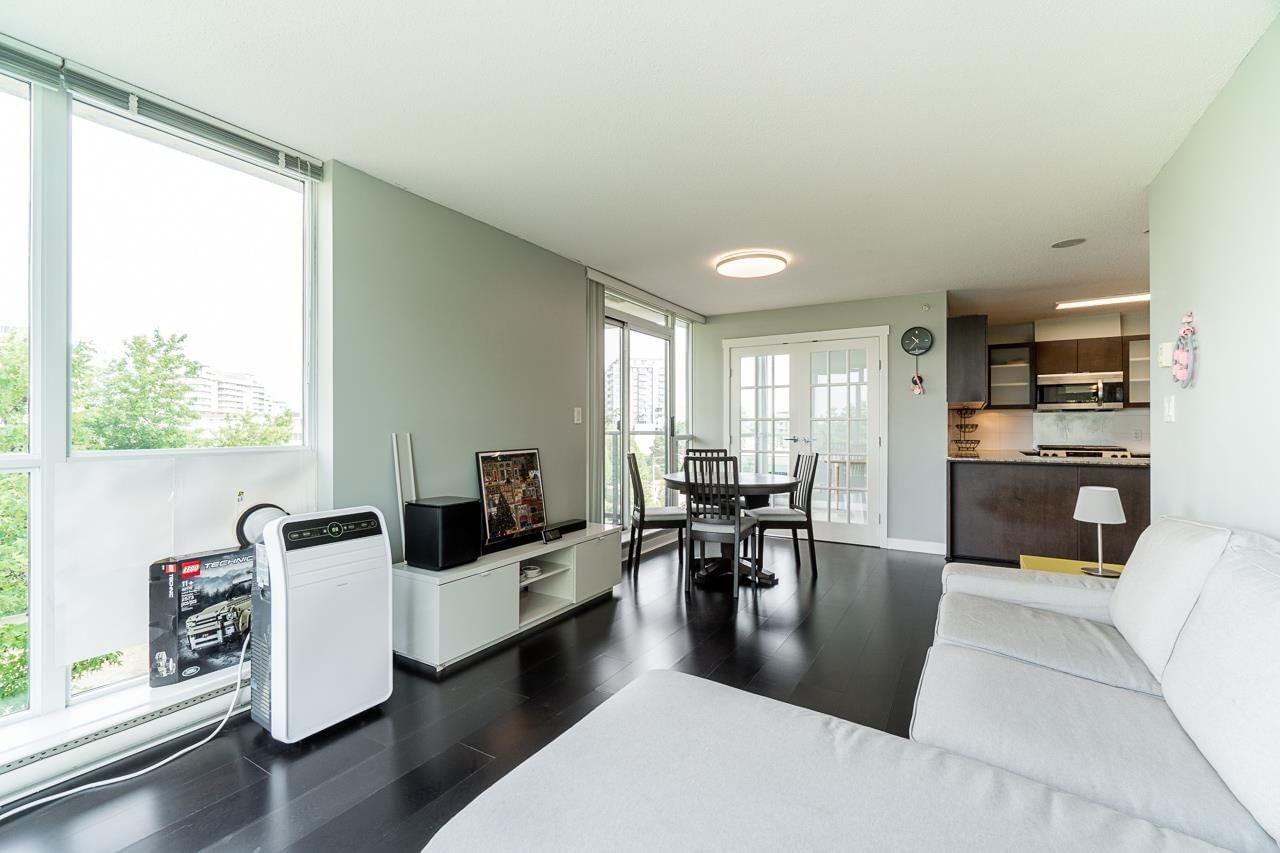 Listing Image 15