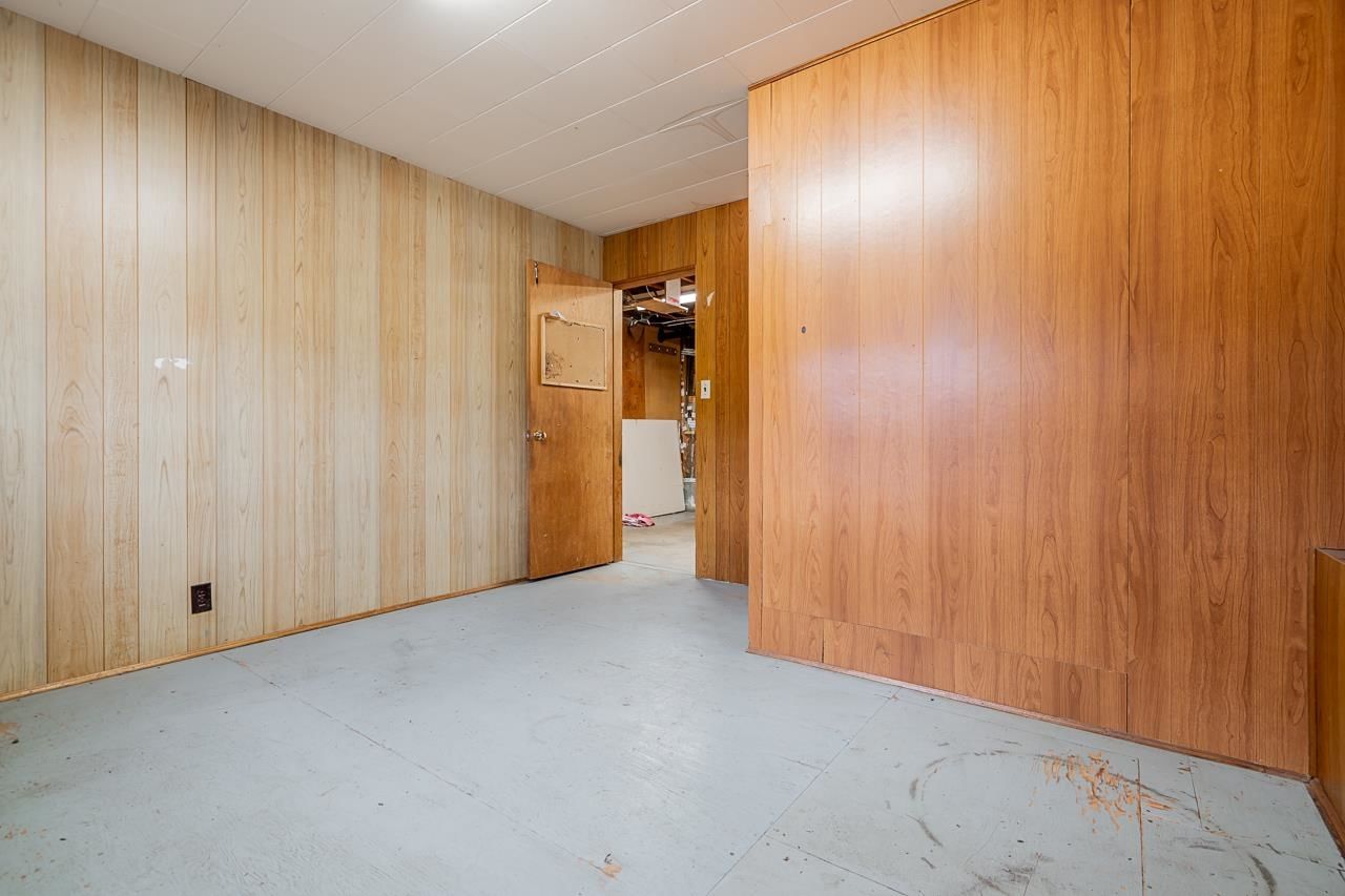 Listing Image 24