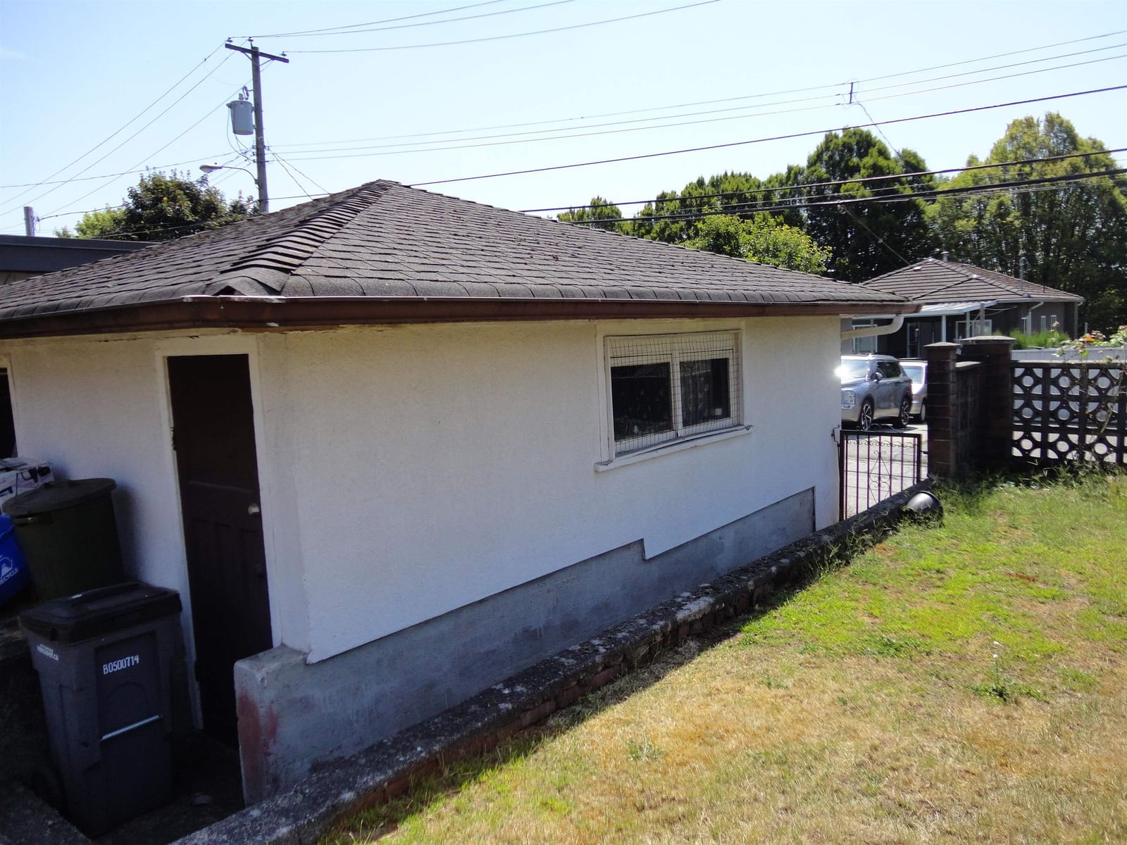Listing Image 19