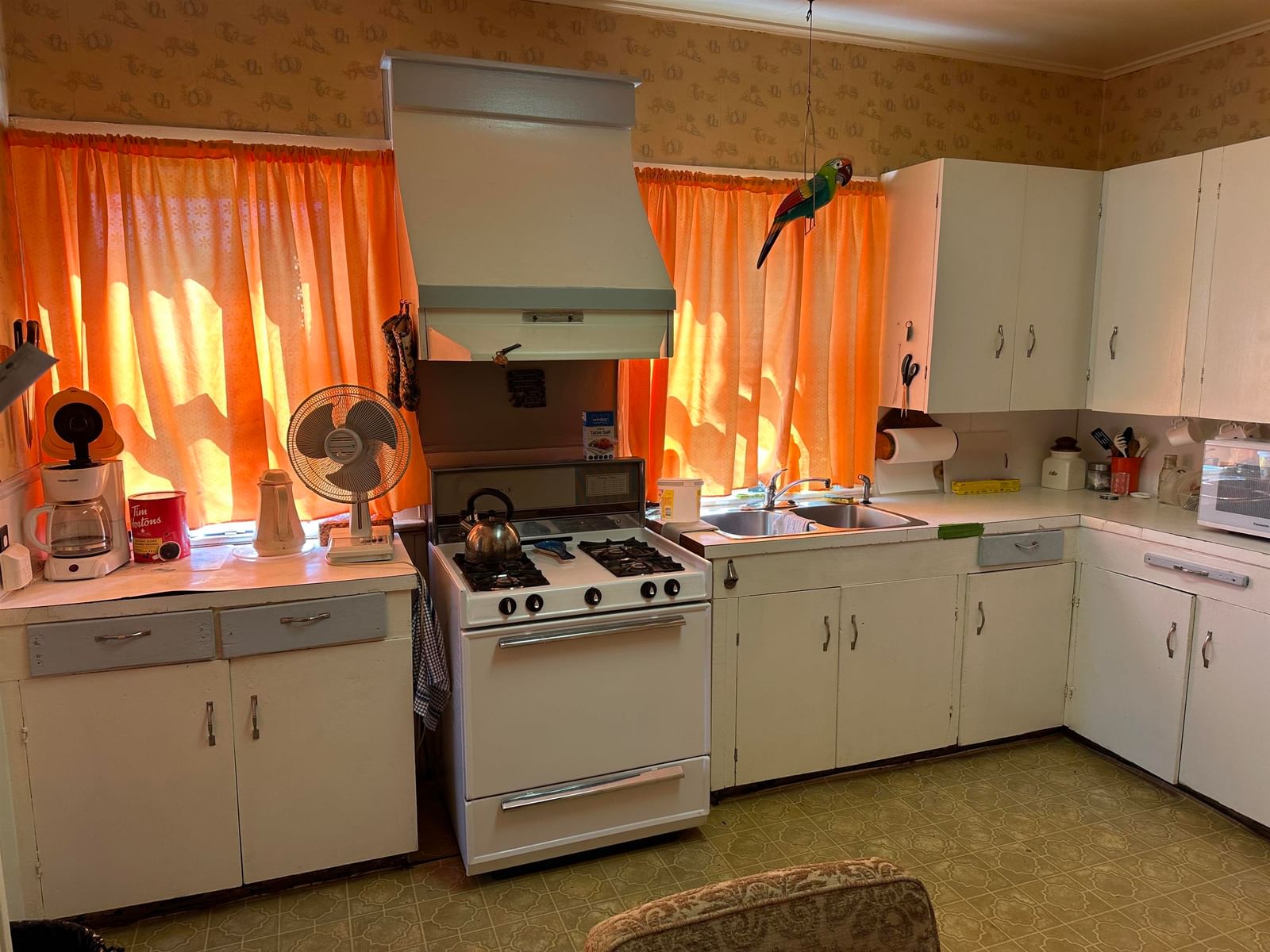 Listing Image 6