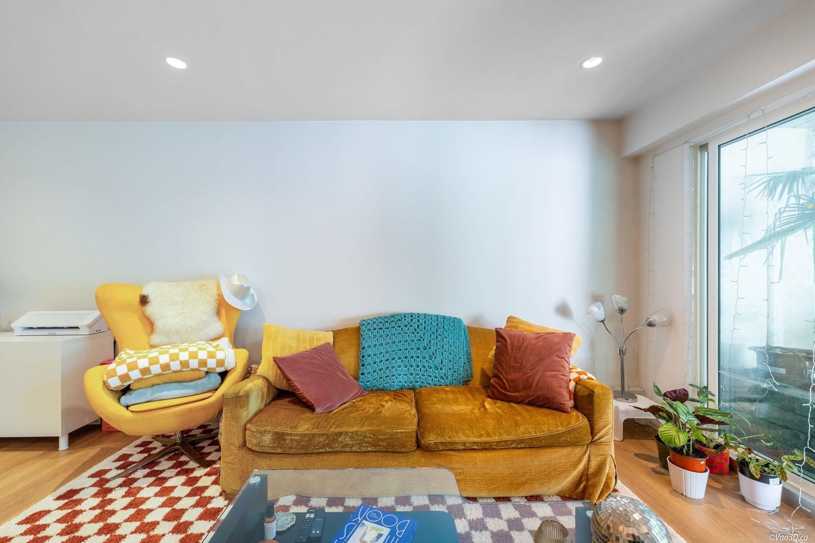 Listing Image 12
