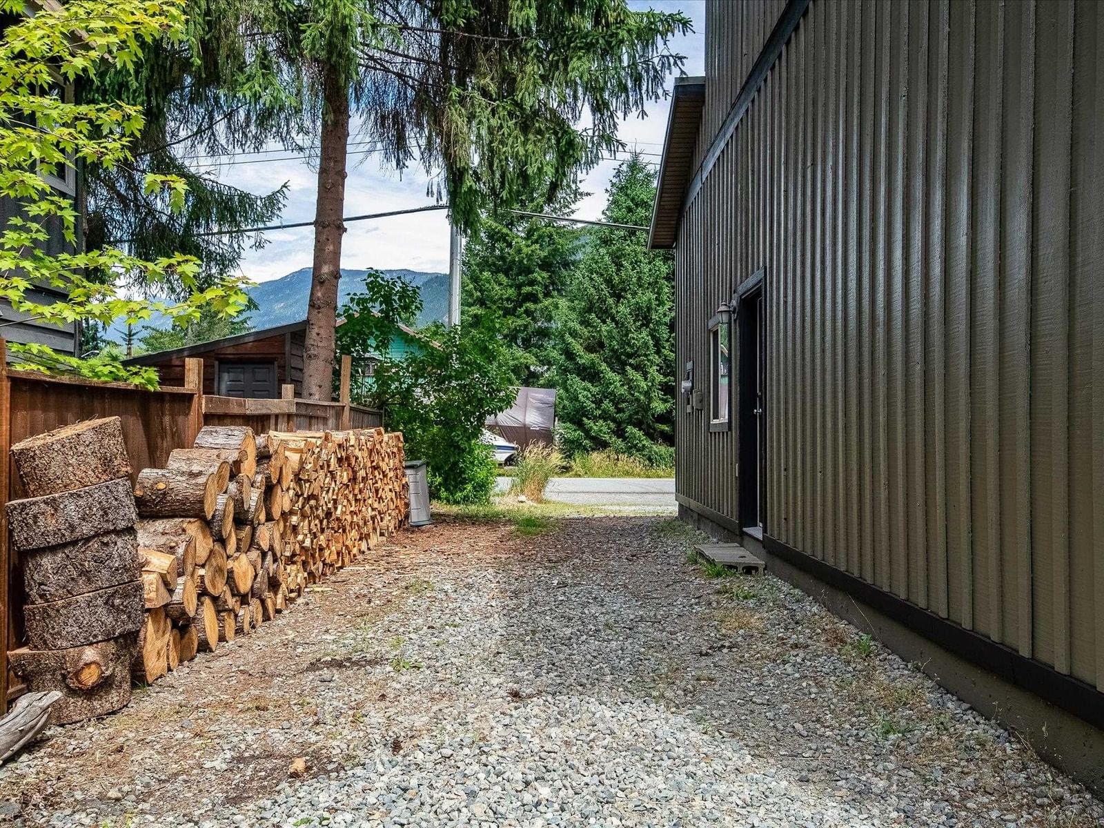 Listing Image 34