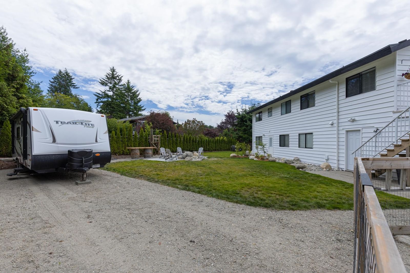 Listing Image 25