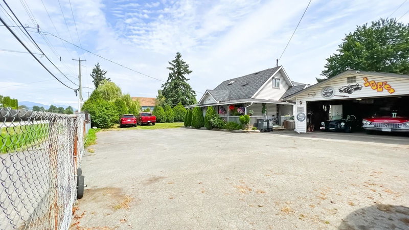 11332 124 Street, Surrey, V3V 4V4 | Image 2