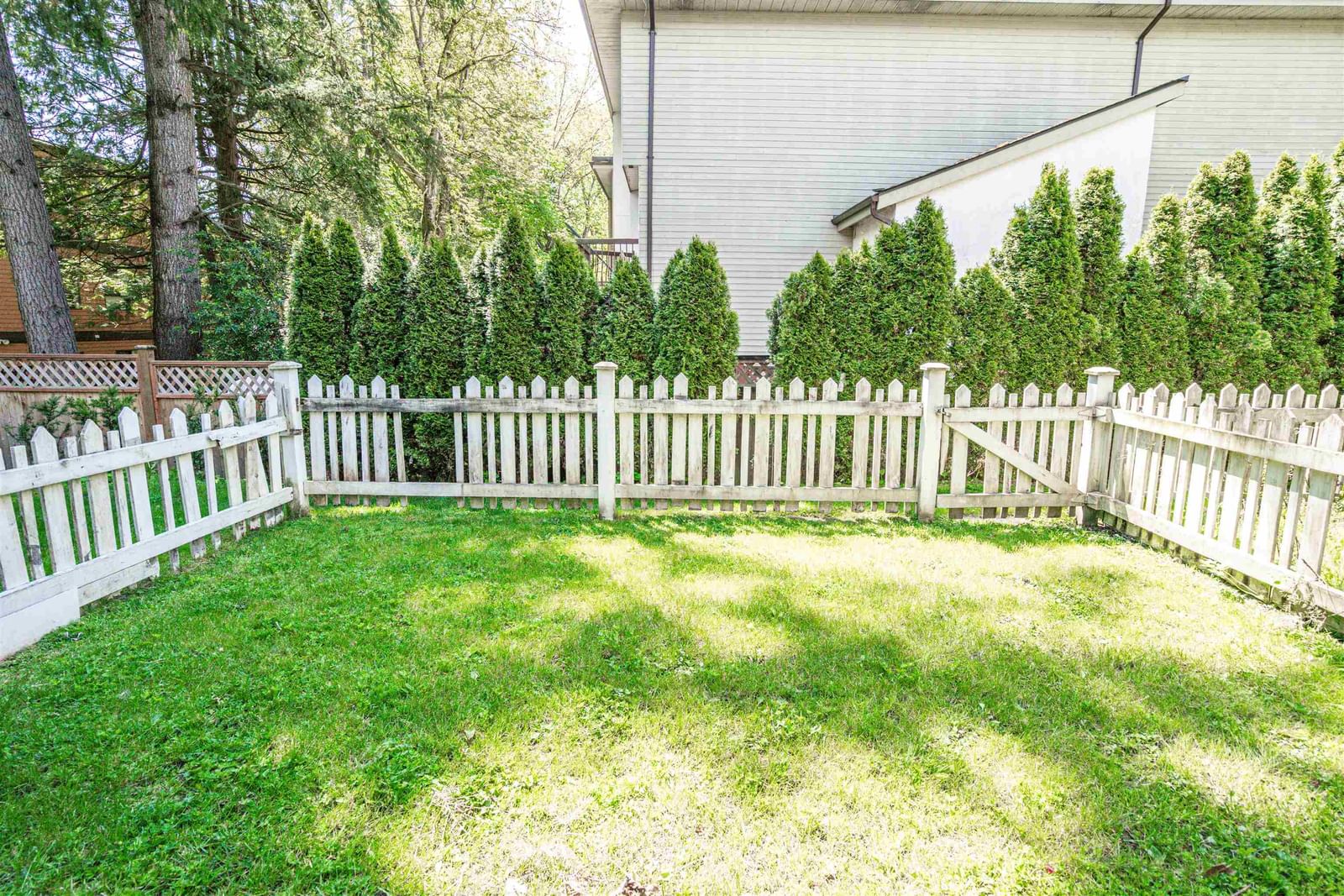 Listing Image 24
