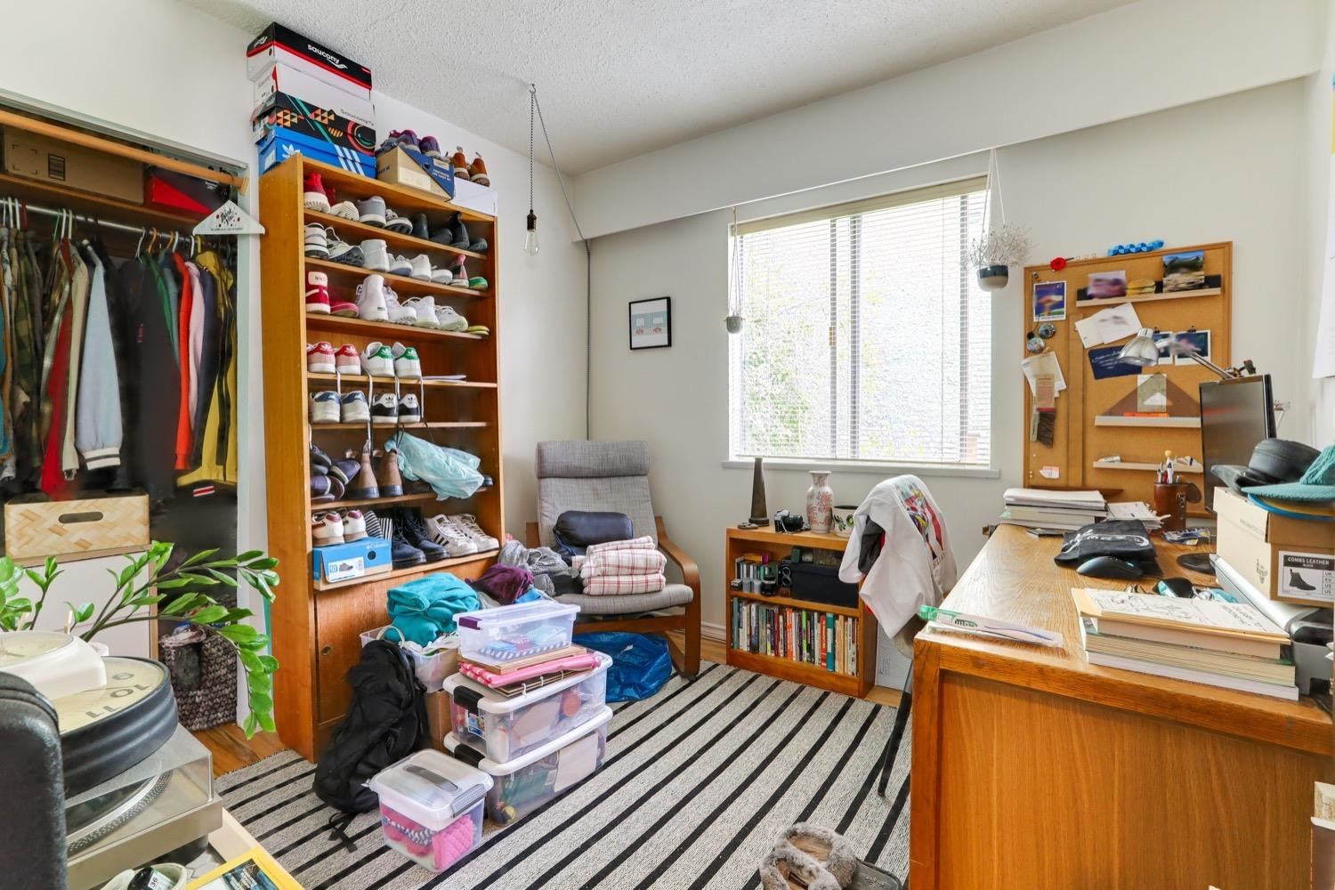 Listing Image 17