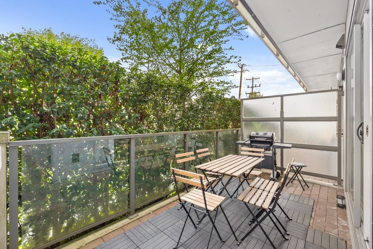 Listing Image 12