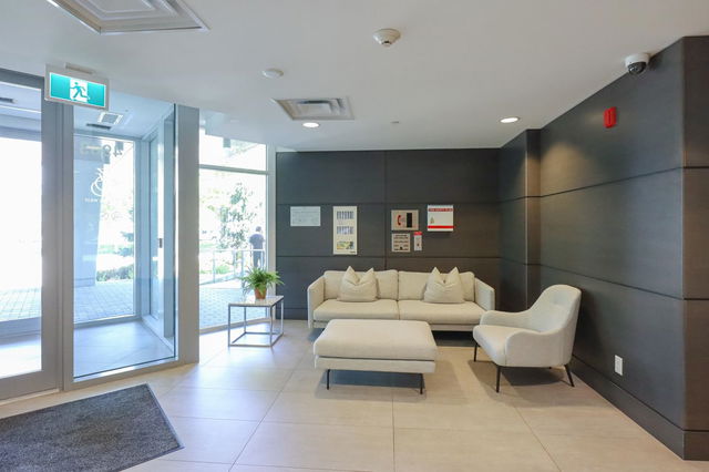304 - 4963 Cambie Street