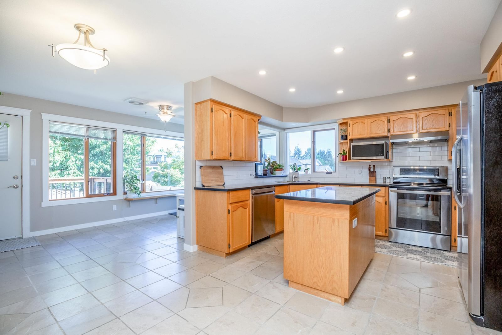 Listing Image 15
