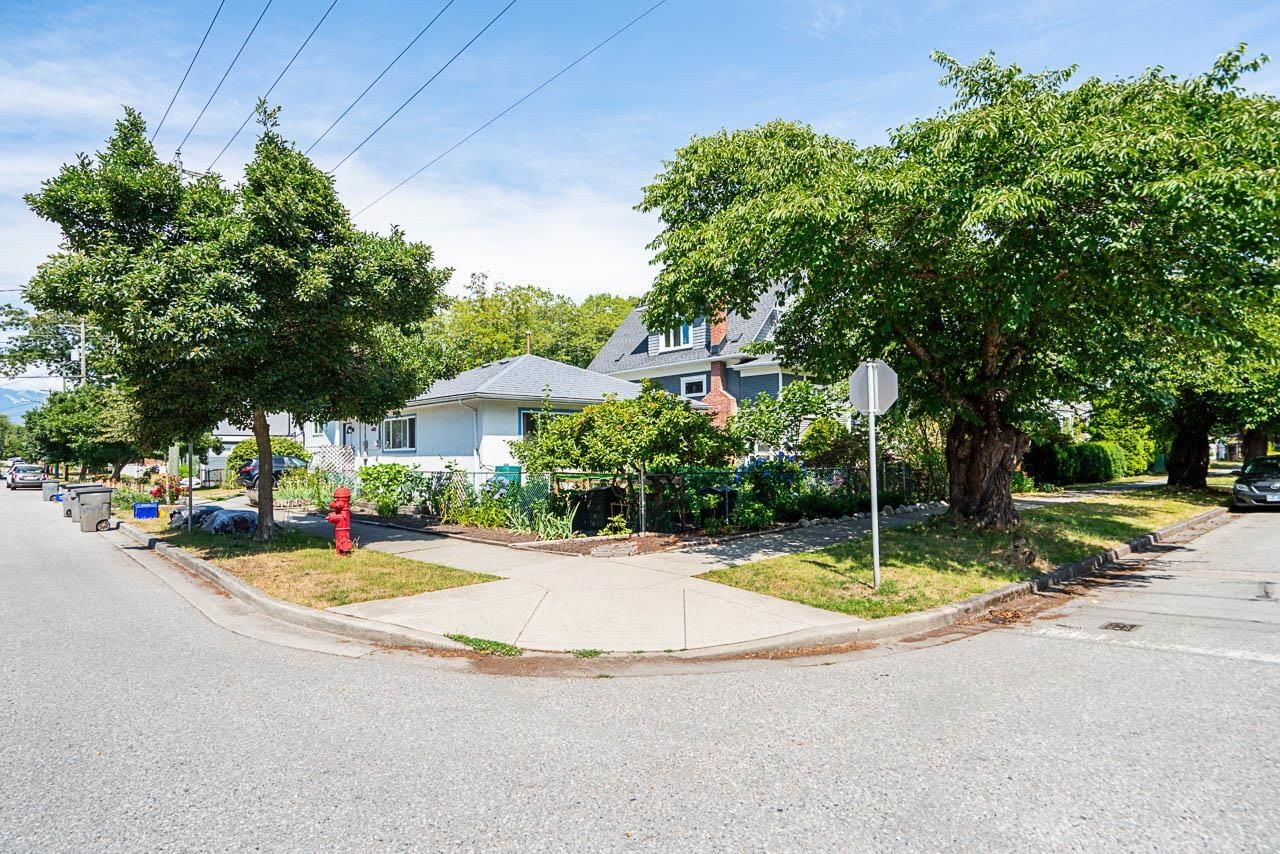 Listing Image 34