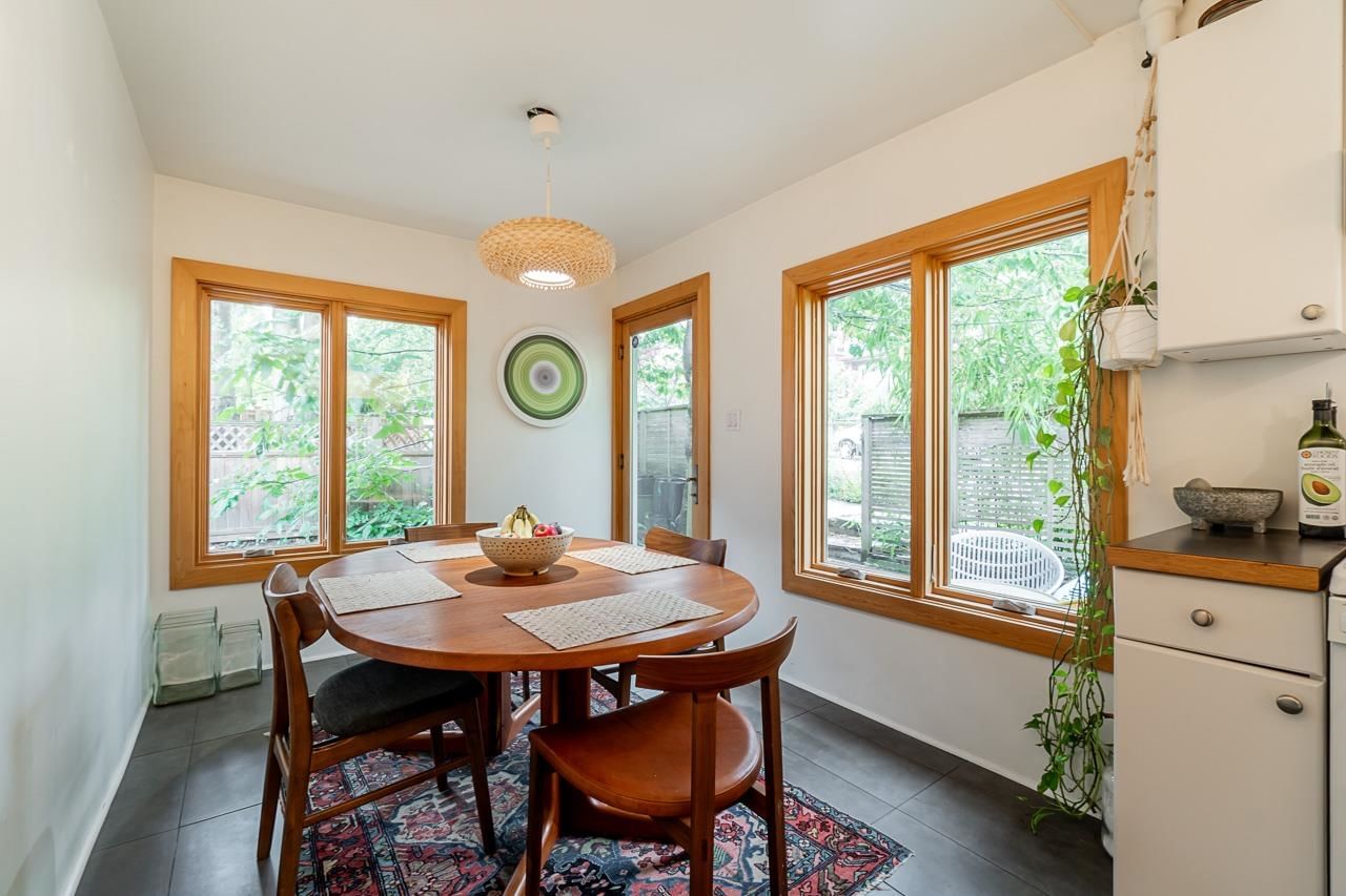 Listing Image 11