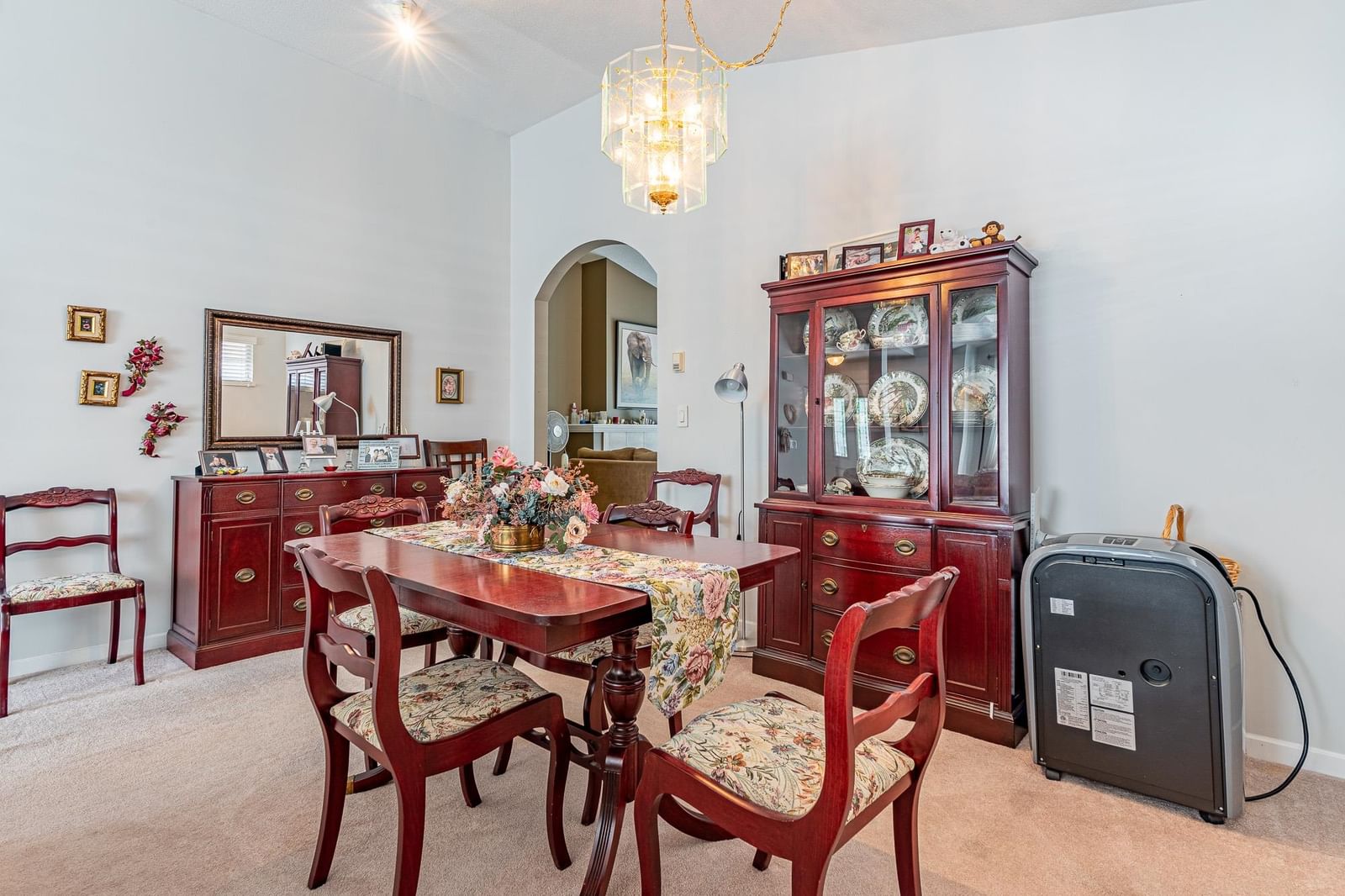 Listing Image 19