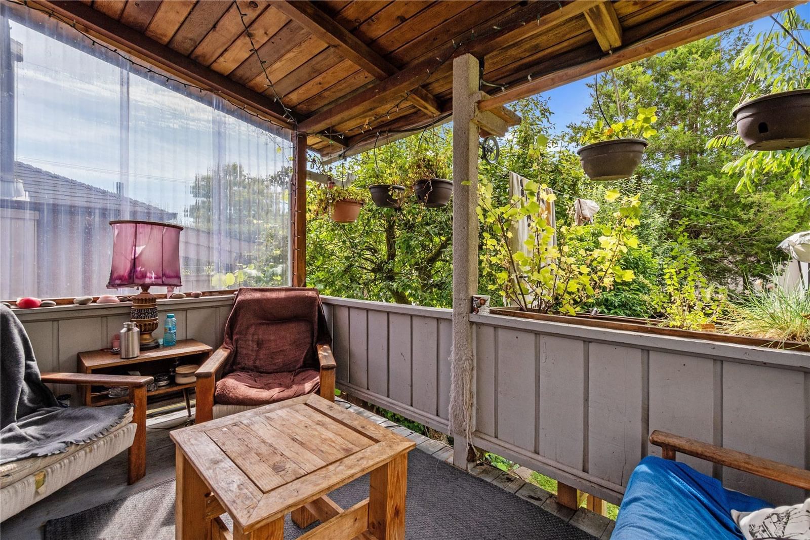 Listing Image 8