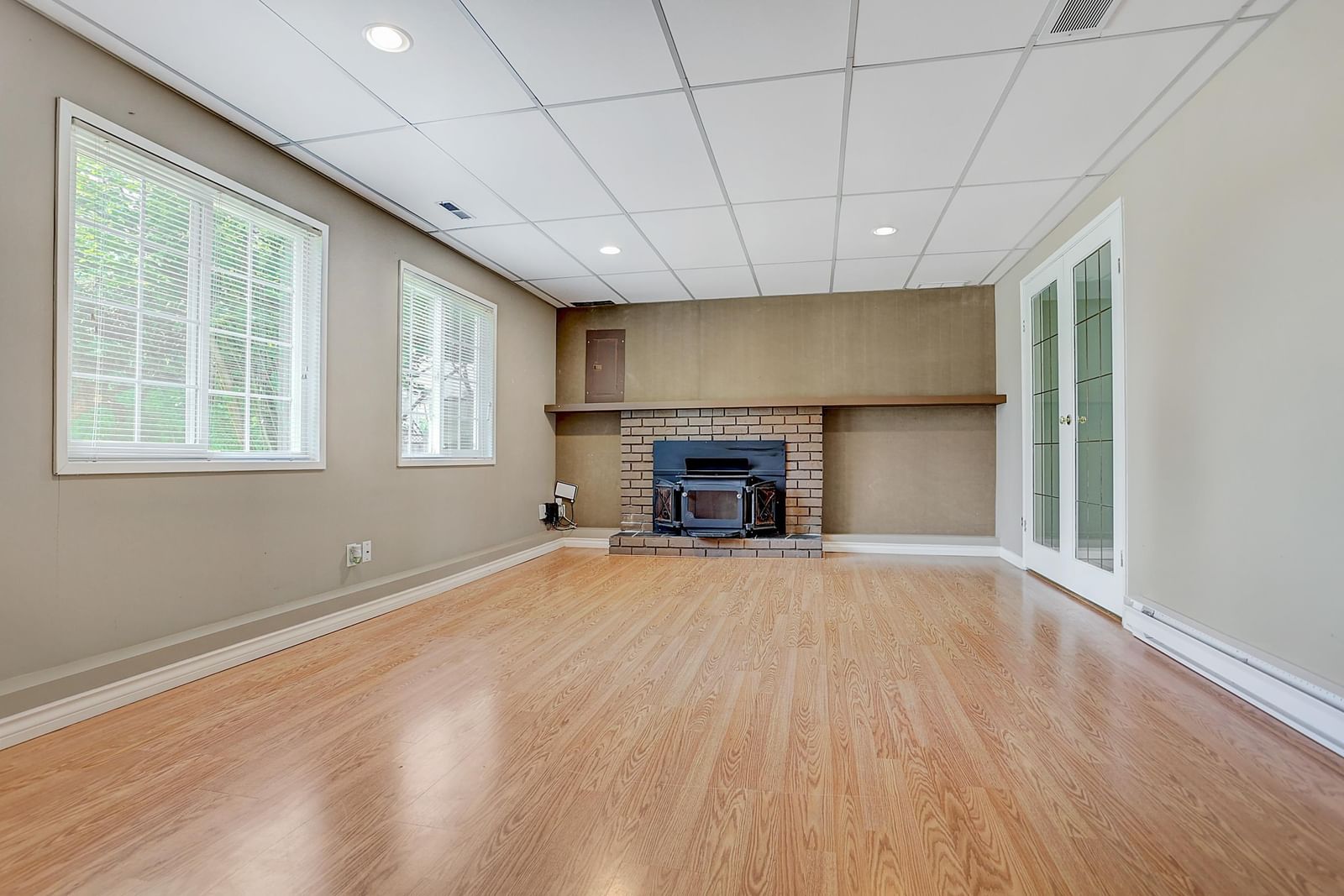 Listing Image 22