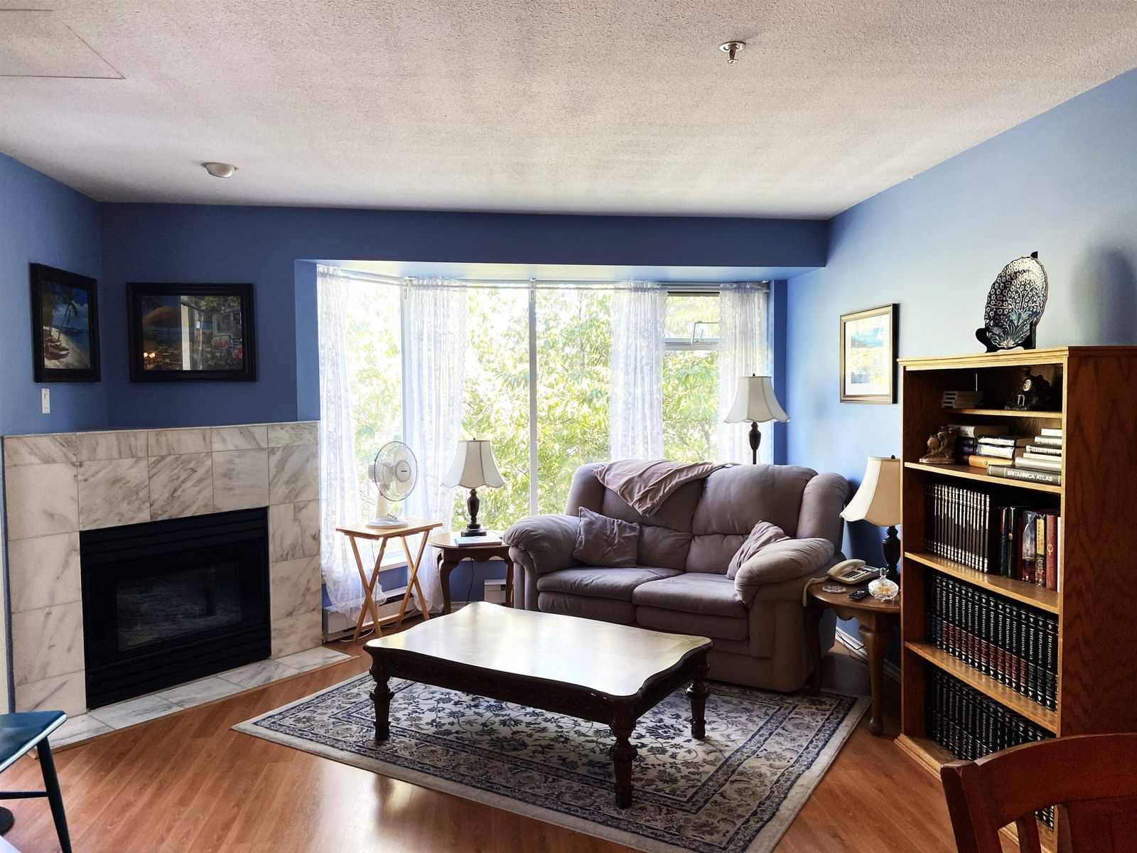 Listing Image 6