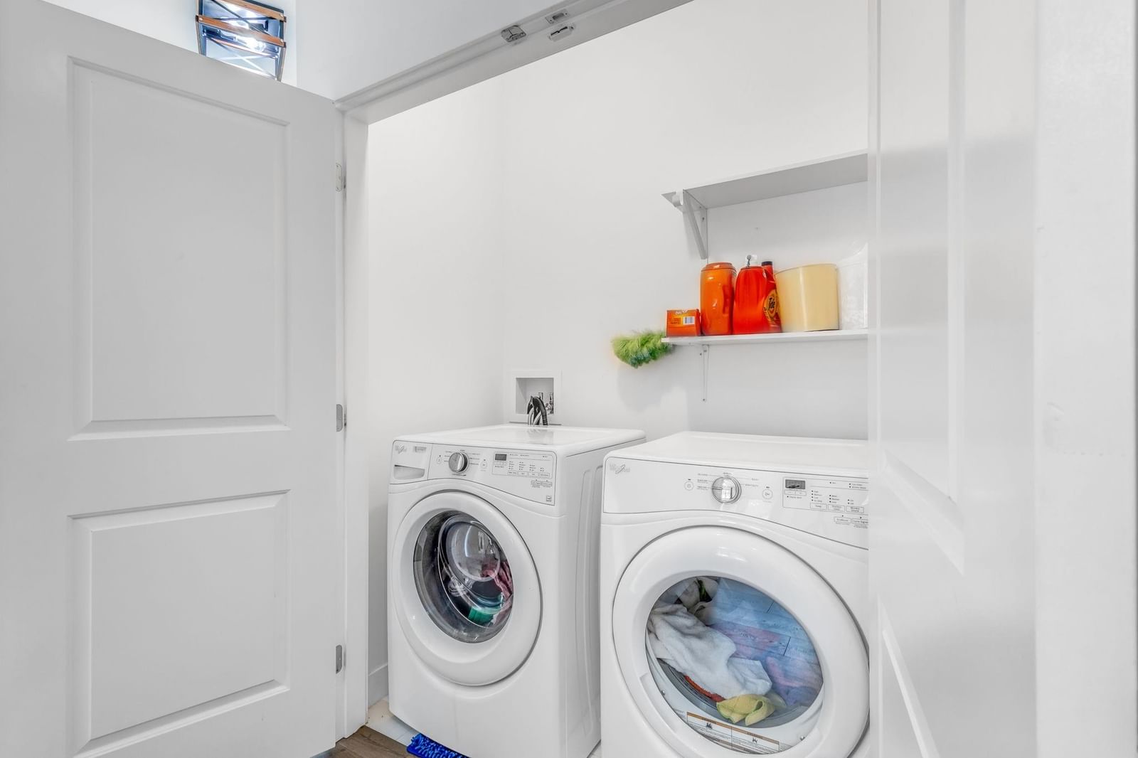 Listing Image 27