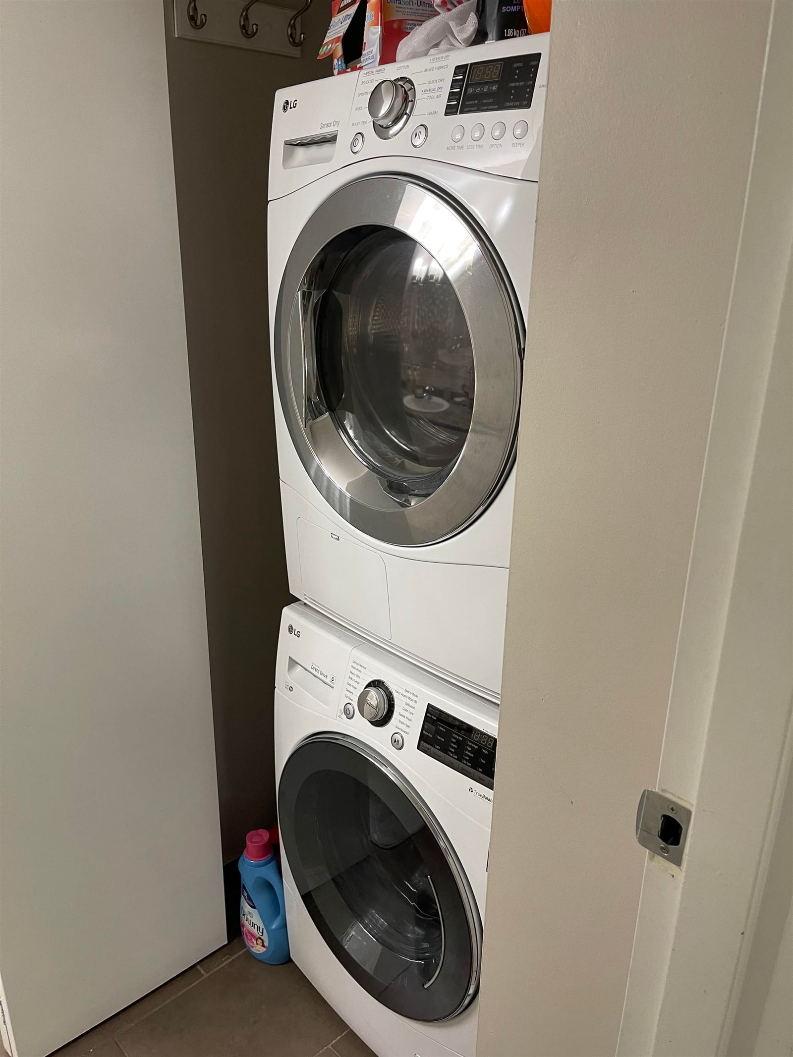 Listing Image 13