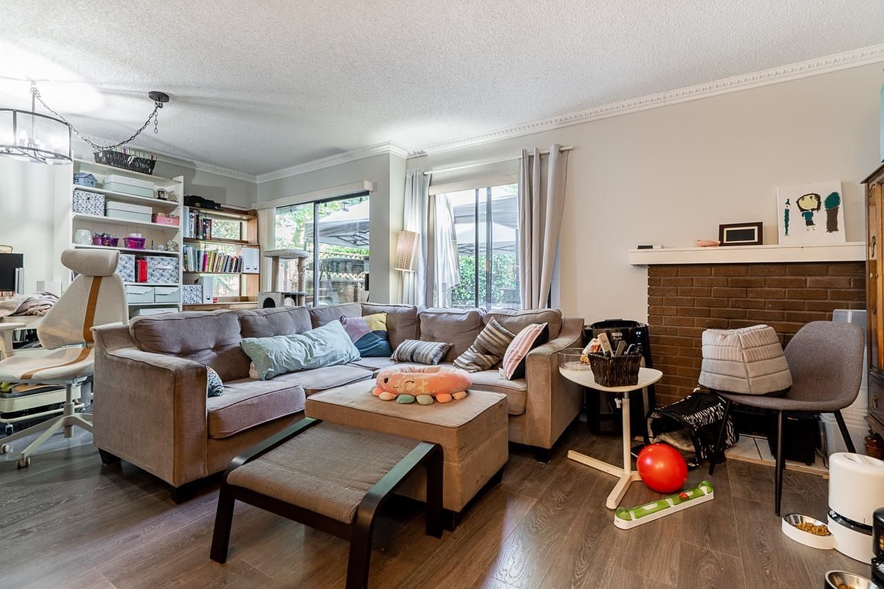 Listing Image 12