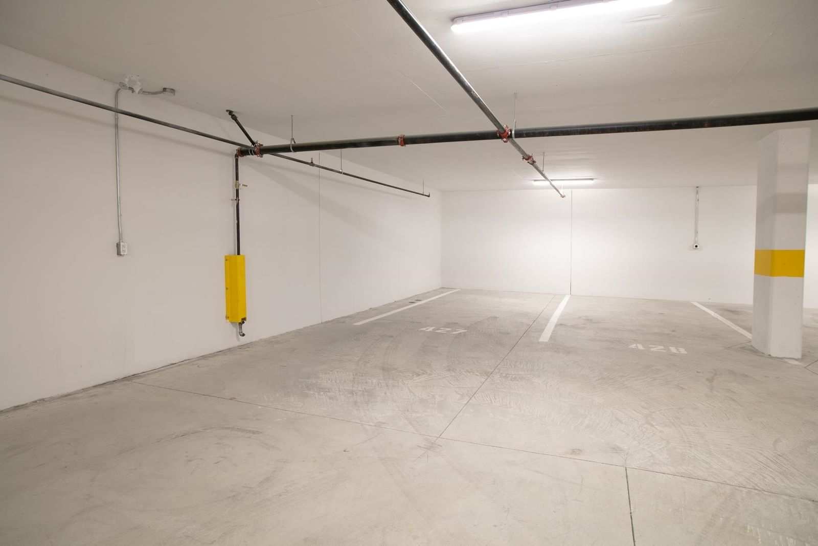 Listing Image 20