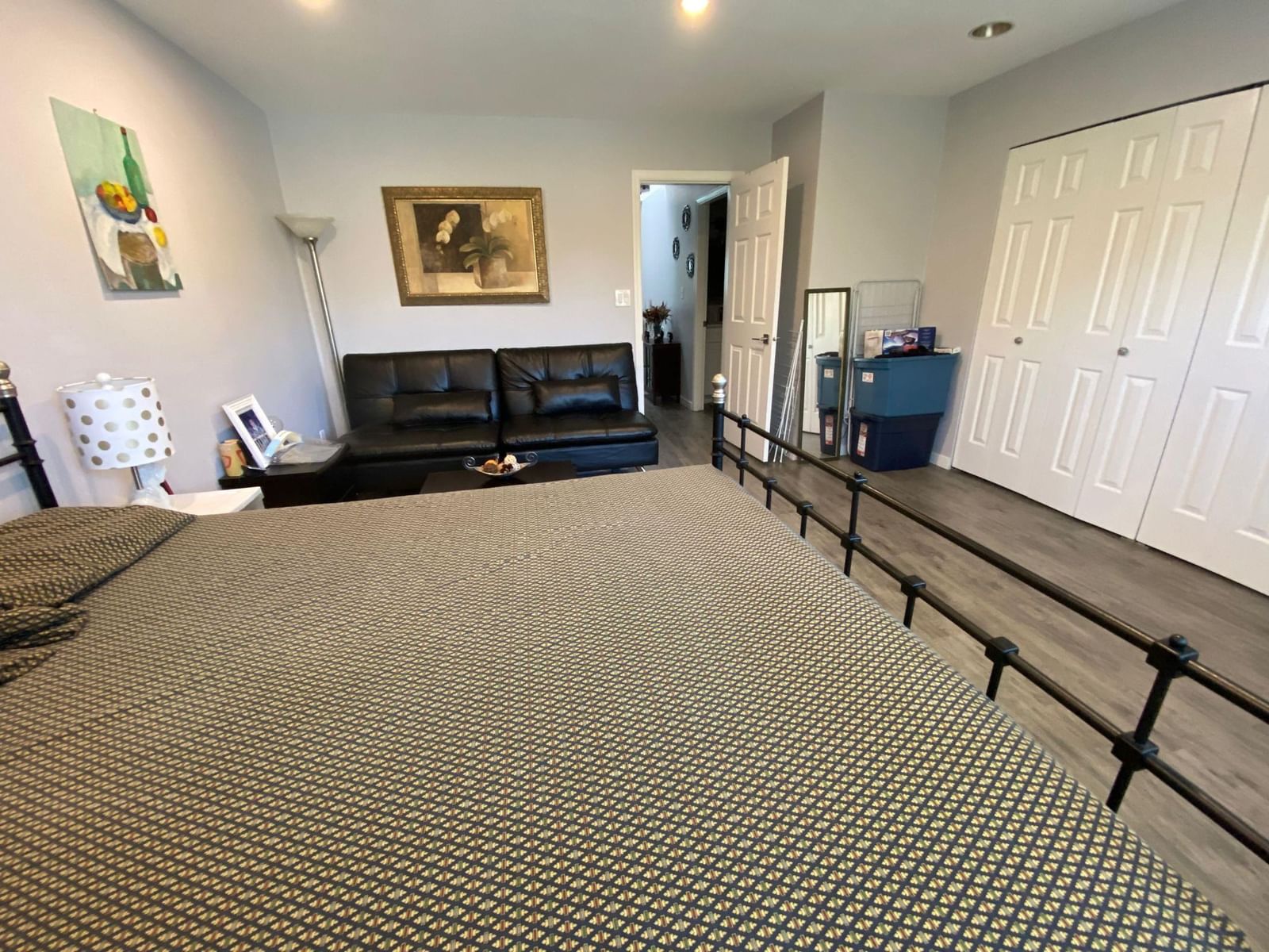 Listing Image 17
