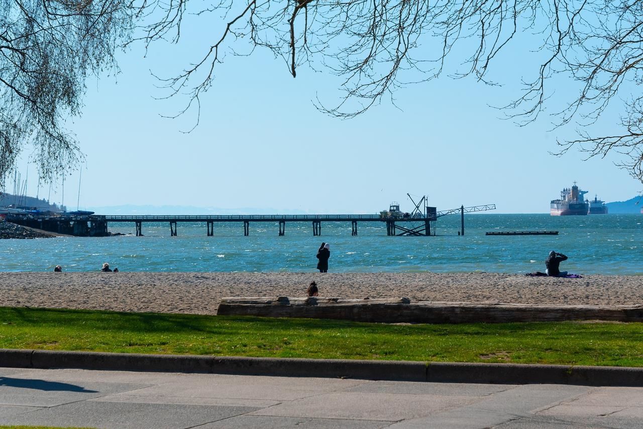 Listing Image 18