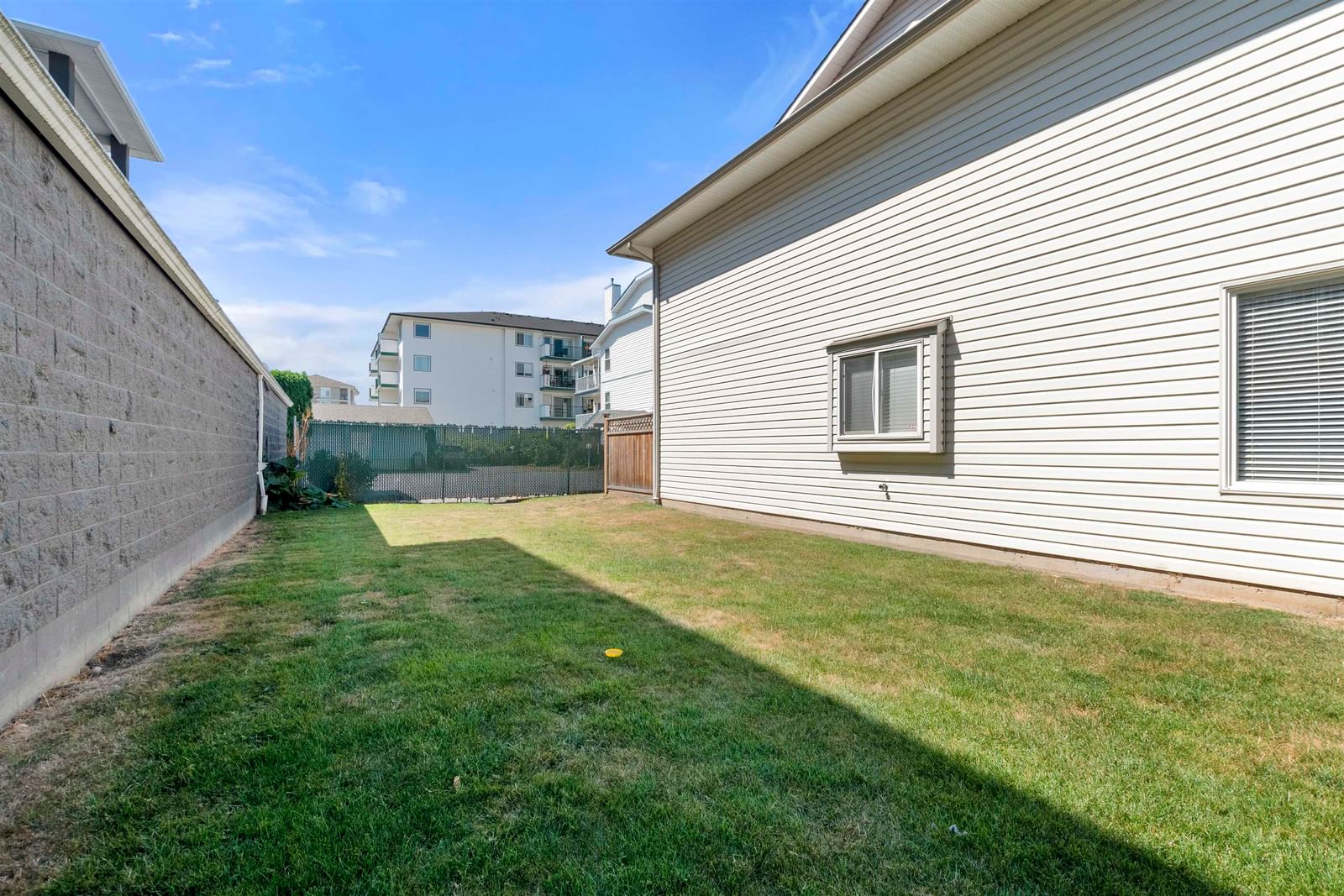 Listing Image 24