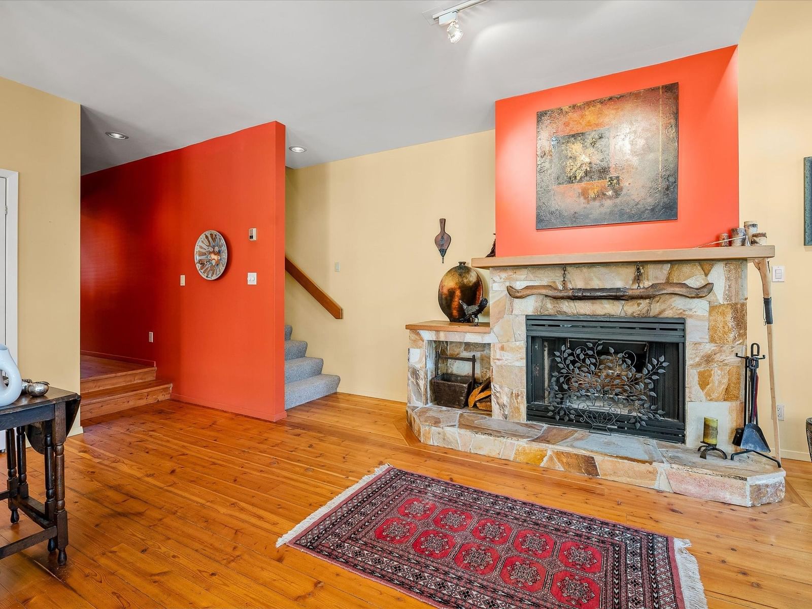 Listing Image 13