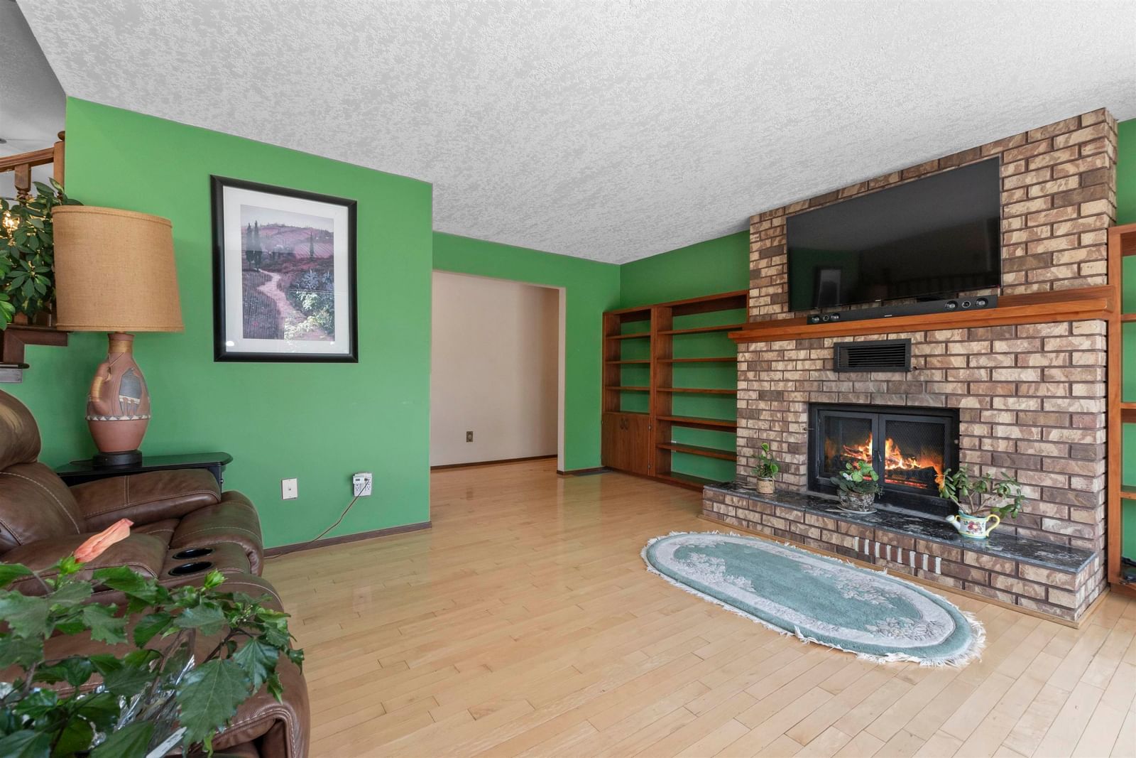 Listing Image 18